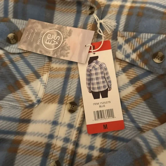 Shacket - Picture 3 of 4